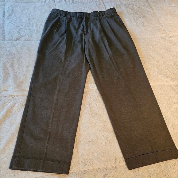 Dockers Recode Microfiber Pattern Mens Pleated Cuffed Pants Size 36 x 30. - Picture 2 of 4